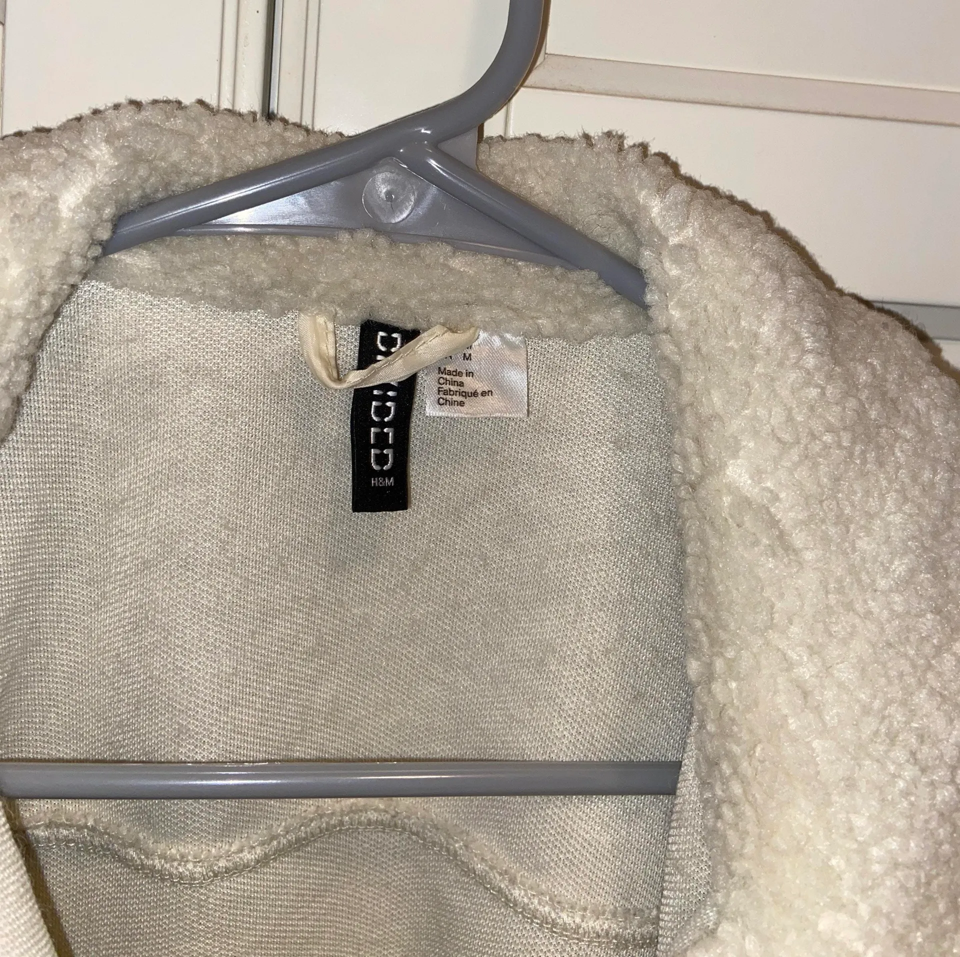H&M Sherpa Jacket - Image 2
