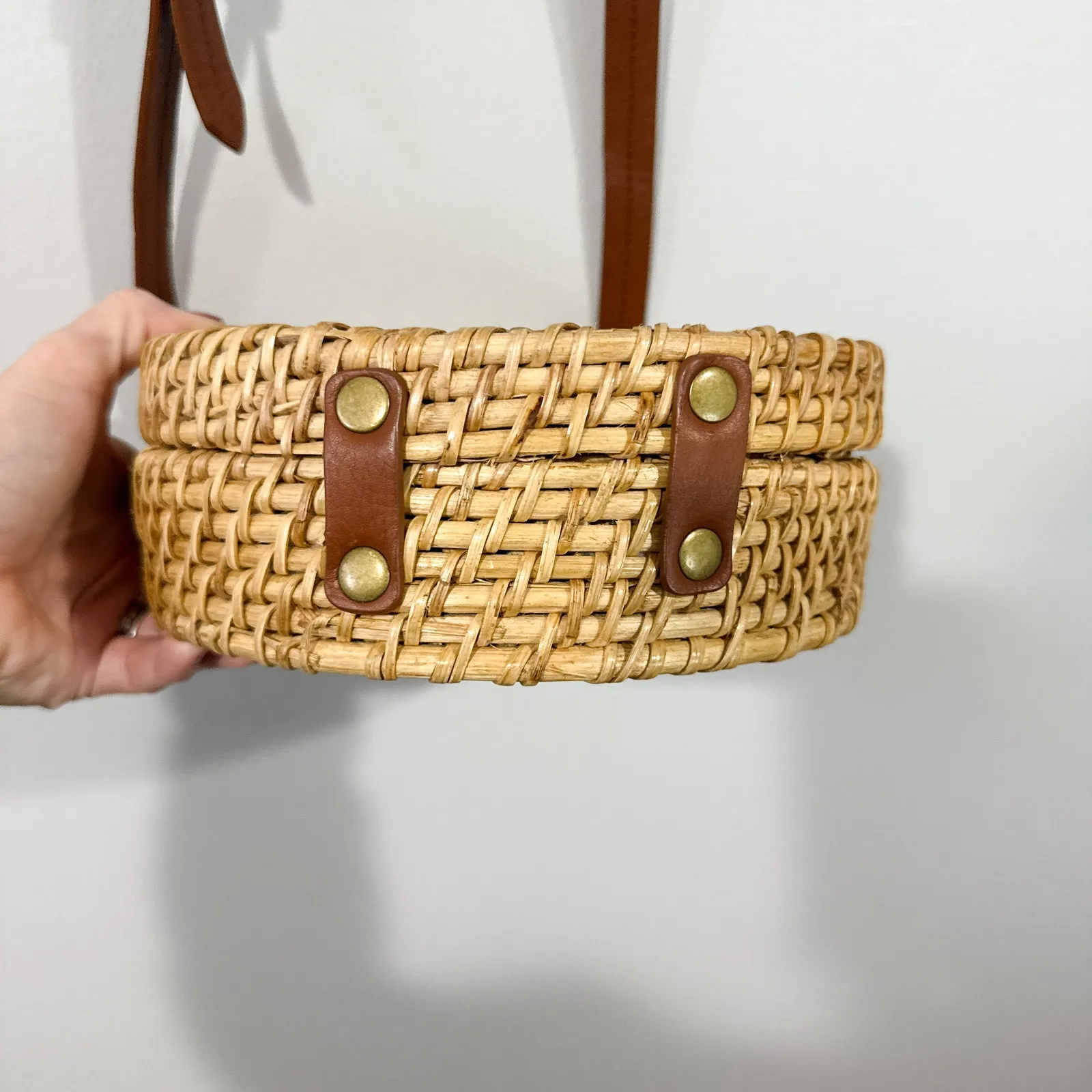 J.Crew Rattan Circle Crossbody Bag with Leather Strap – EUC Brown - Image 6