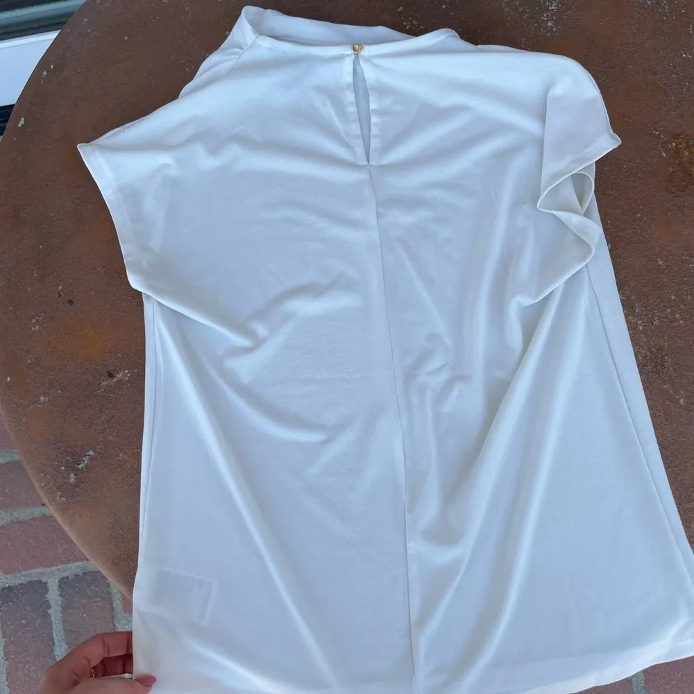 Beautiful classic white blouse 🤍 - Image 3