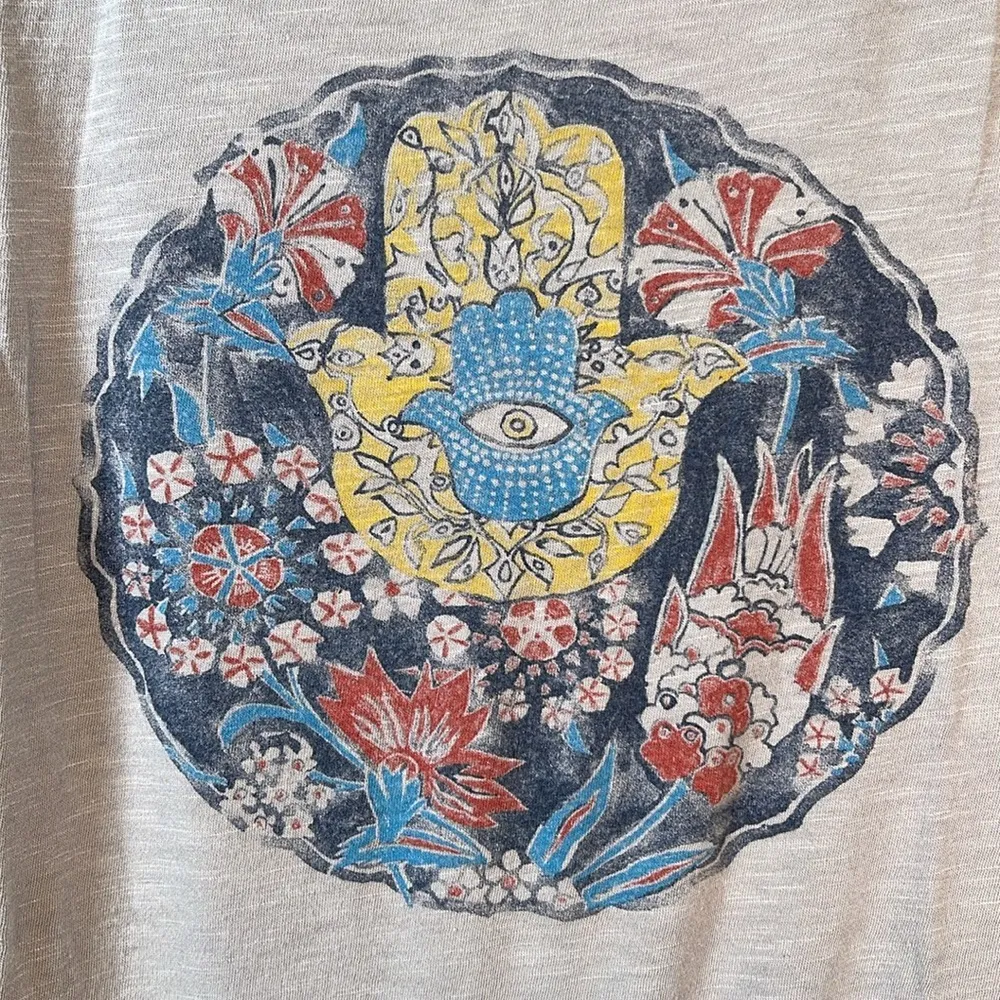 Lucky Brand Lotus Gray Graphic Hamsa Long Sleeve Shirt Size Med EUC #1313-AZ - Image 6