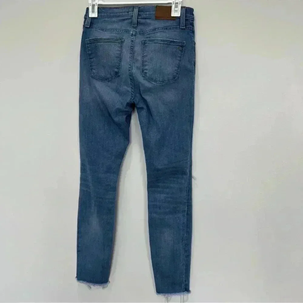 Madewell 9" High-Rise Skinny Jeans in Ontario Wash: Distressed-Hem‎ Editi… - Image 4