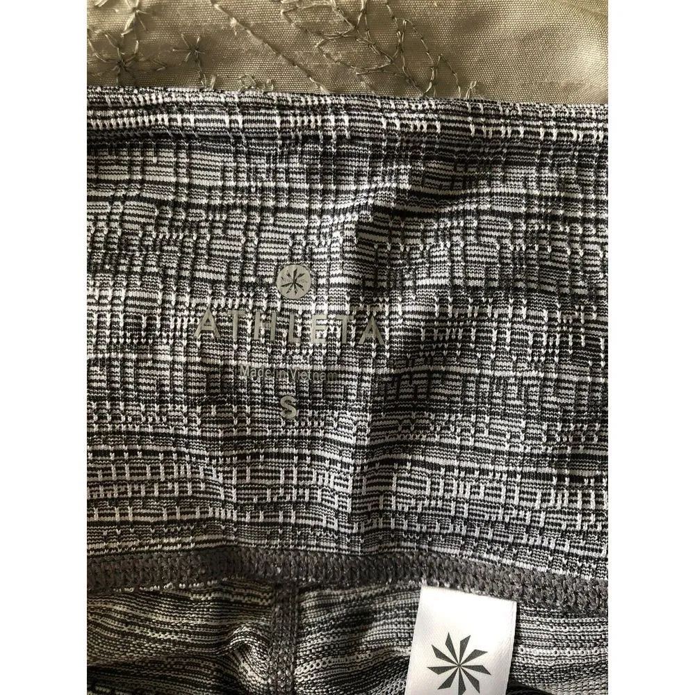 Athleta High Rise Jacquard Chaturanga Tight Gray SIZE SMALL - Image 3