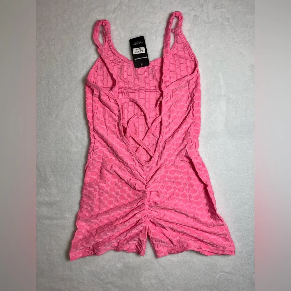 LEMON FASHION 1 piece Sleeveless Shorts Romper Butt Scrunch Women’s S/M NWT Pink - Image 4