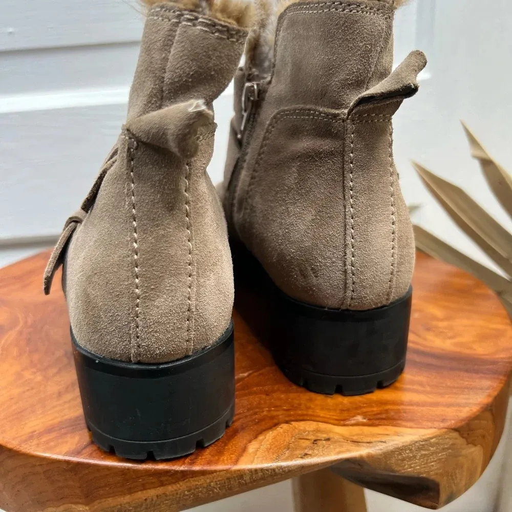 Treasure & Bond Taupe Pacey Suede Ankle Bootie Size 9M Faux Fur Lined - Image 6