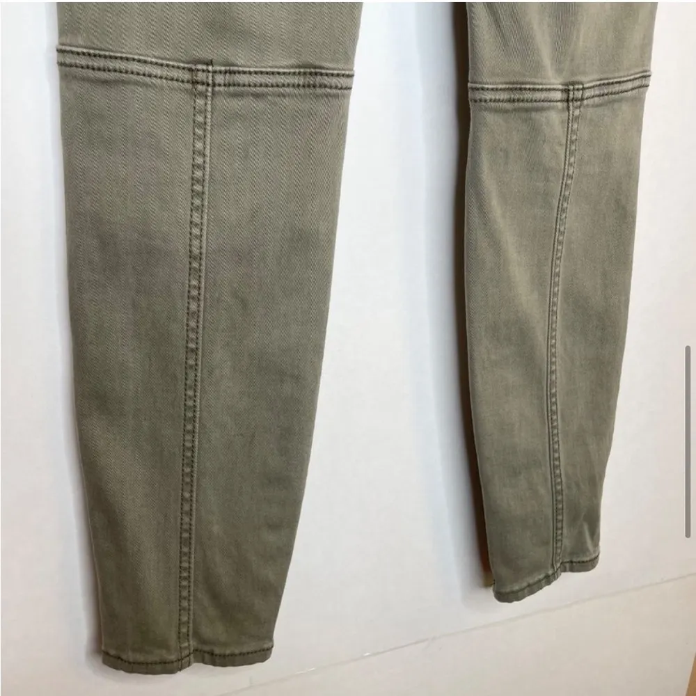 Anthropologie Hei Hei Green Skinny Pants - Image 12