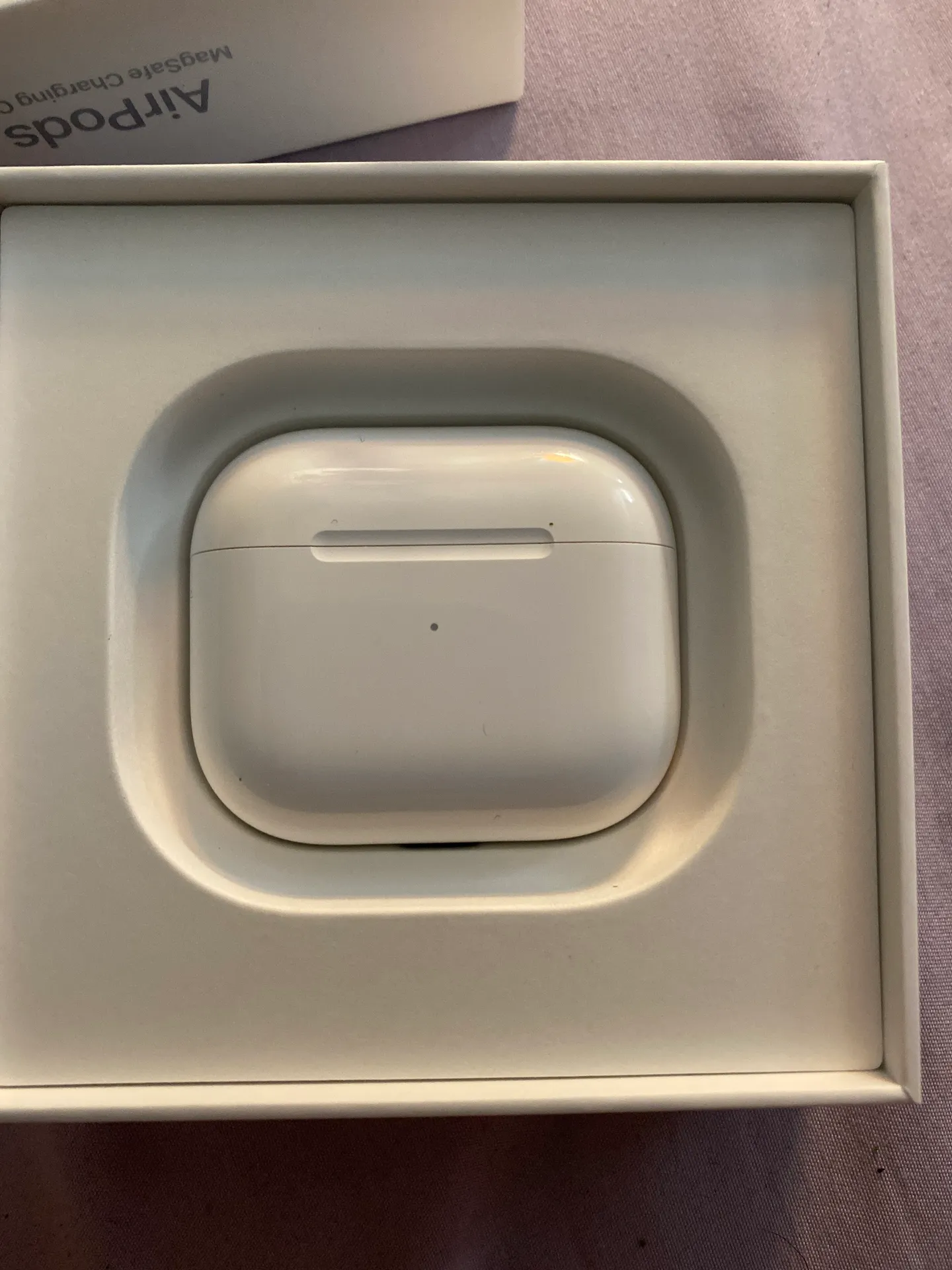 Apple AirPods Gen 3 - Image 2