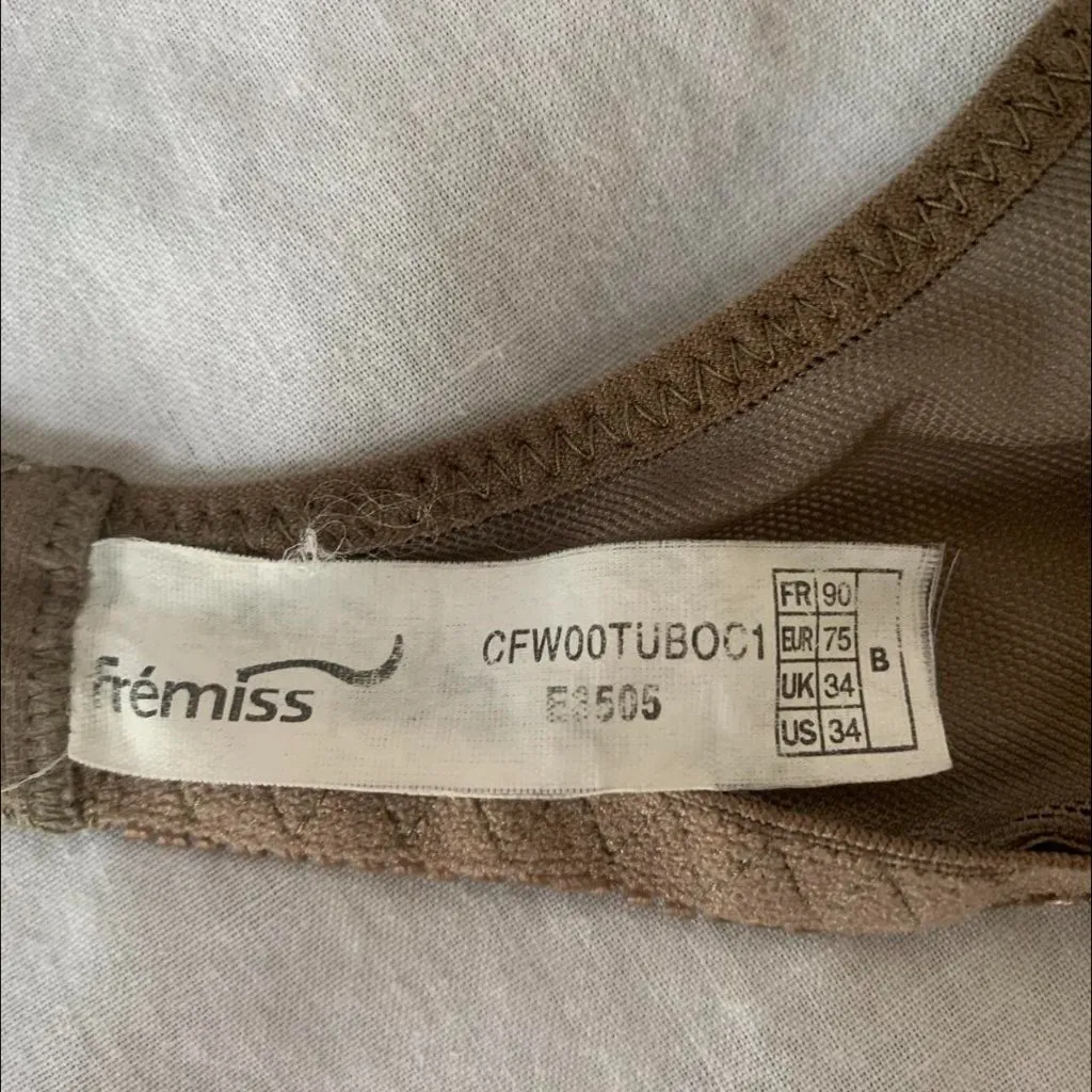 French Fine Lingerie Brown Bra with floral lace detailing Size undefined - Image 4