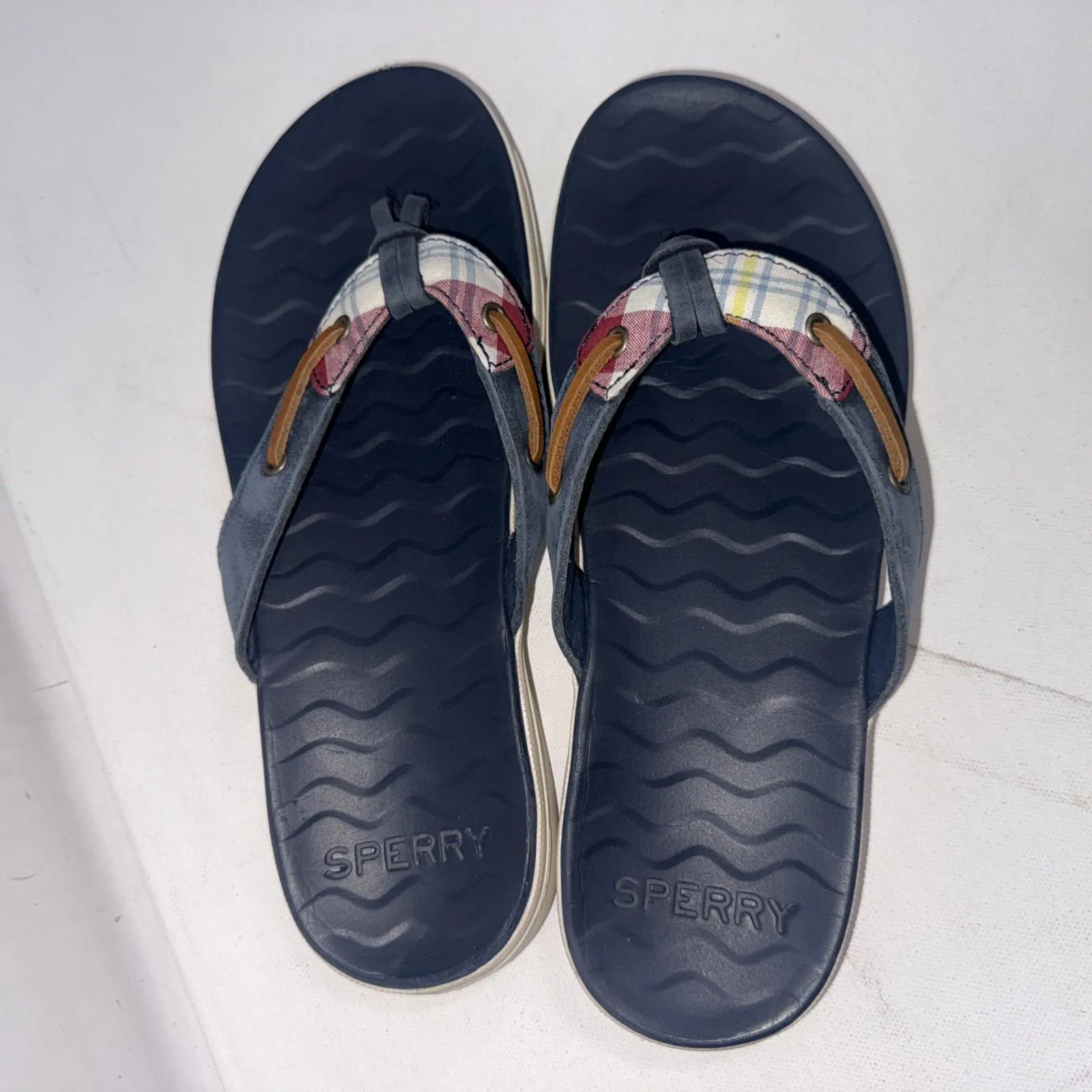 Sperry Women's Seafish Leather Flip Flop Sandals Blue Plaid Nautical Shoes Sz 7 - Image 4