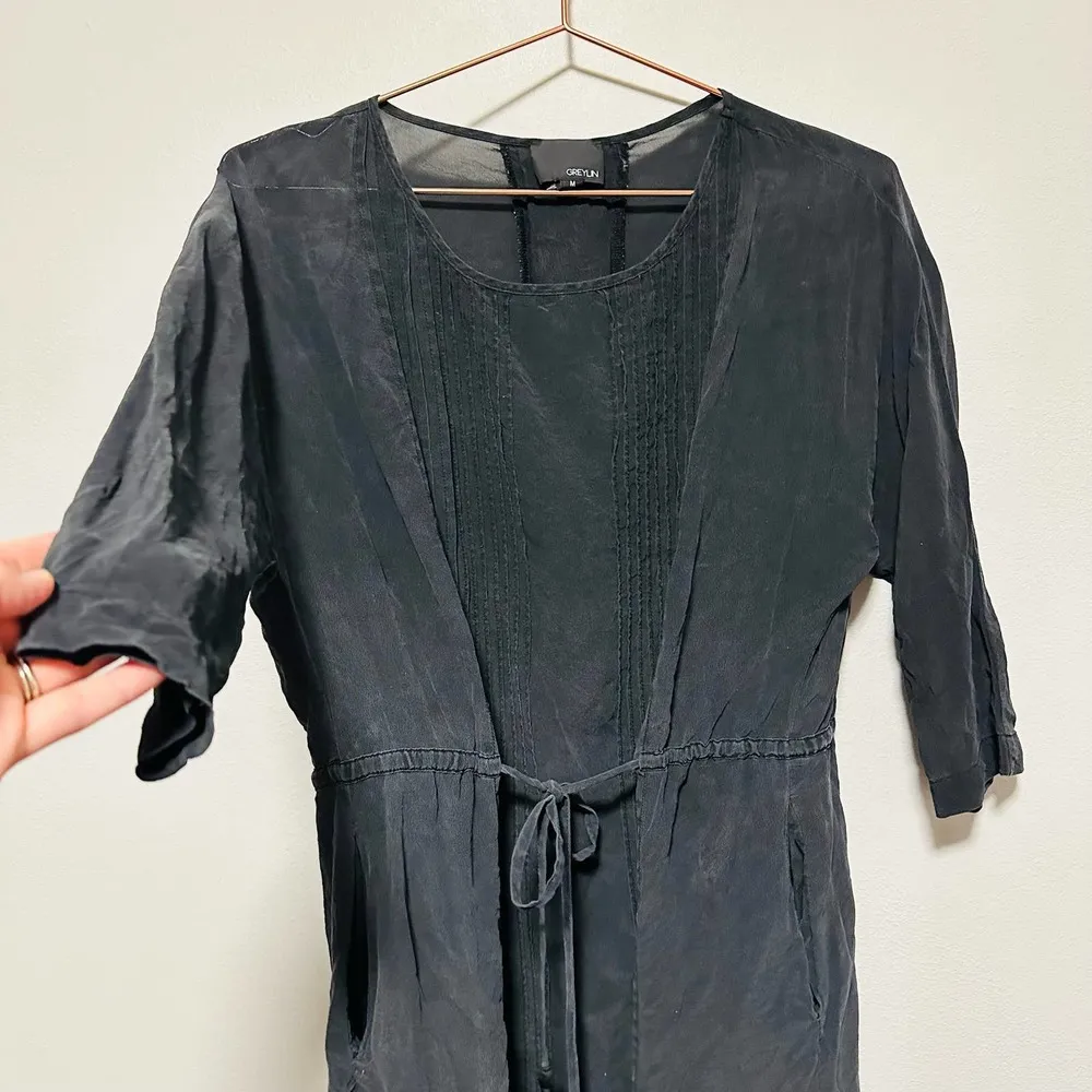 Greylin Dark Blue Cinch Waist Pockets Ribbed Crewneck Midi Dress Size Medium - Image 2