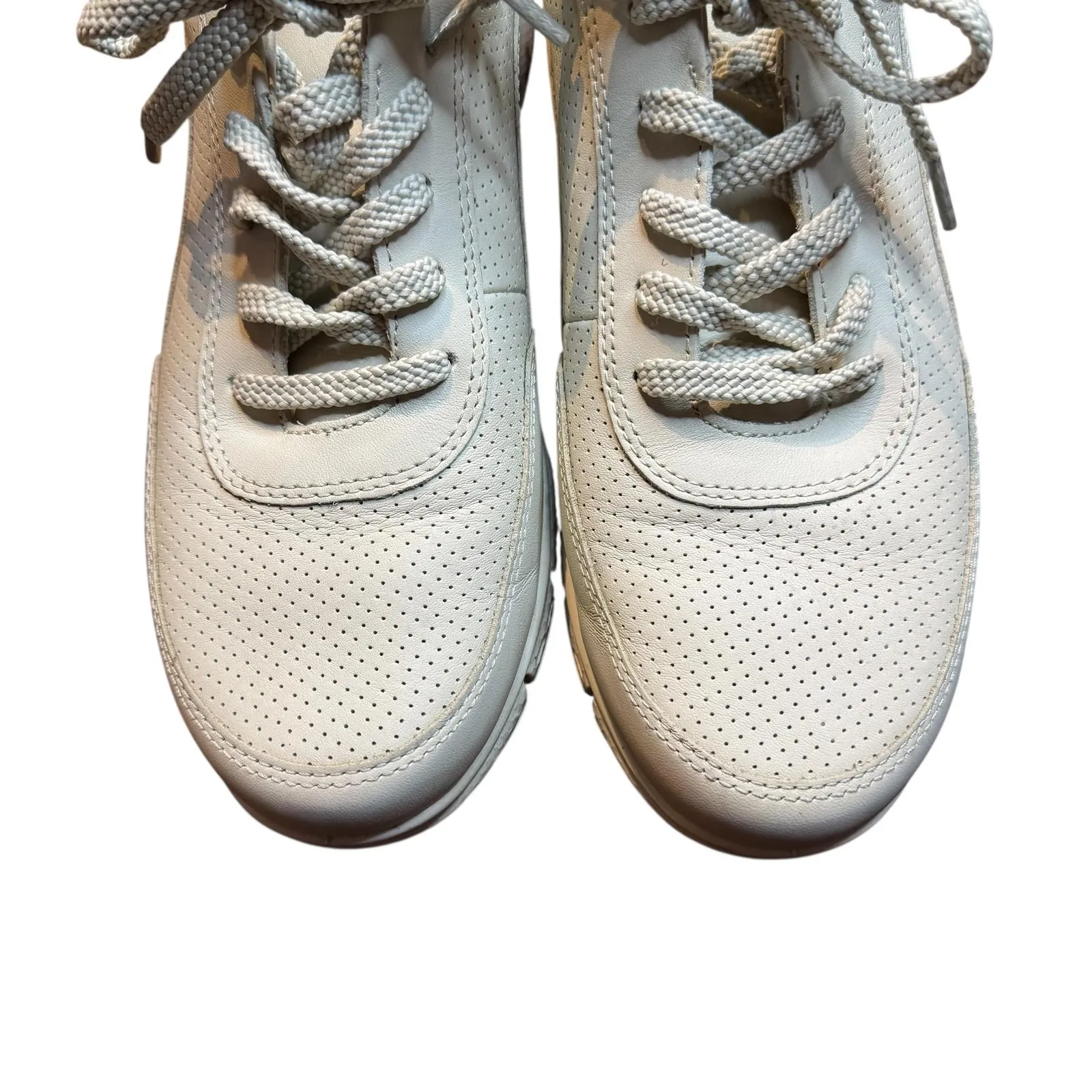 Hotter Gravity II Shoes Womens Size 8.5 Beige Leather Lace Up Comfort Sneakers Tan - Image 2