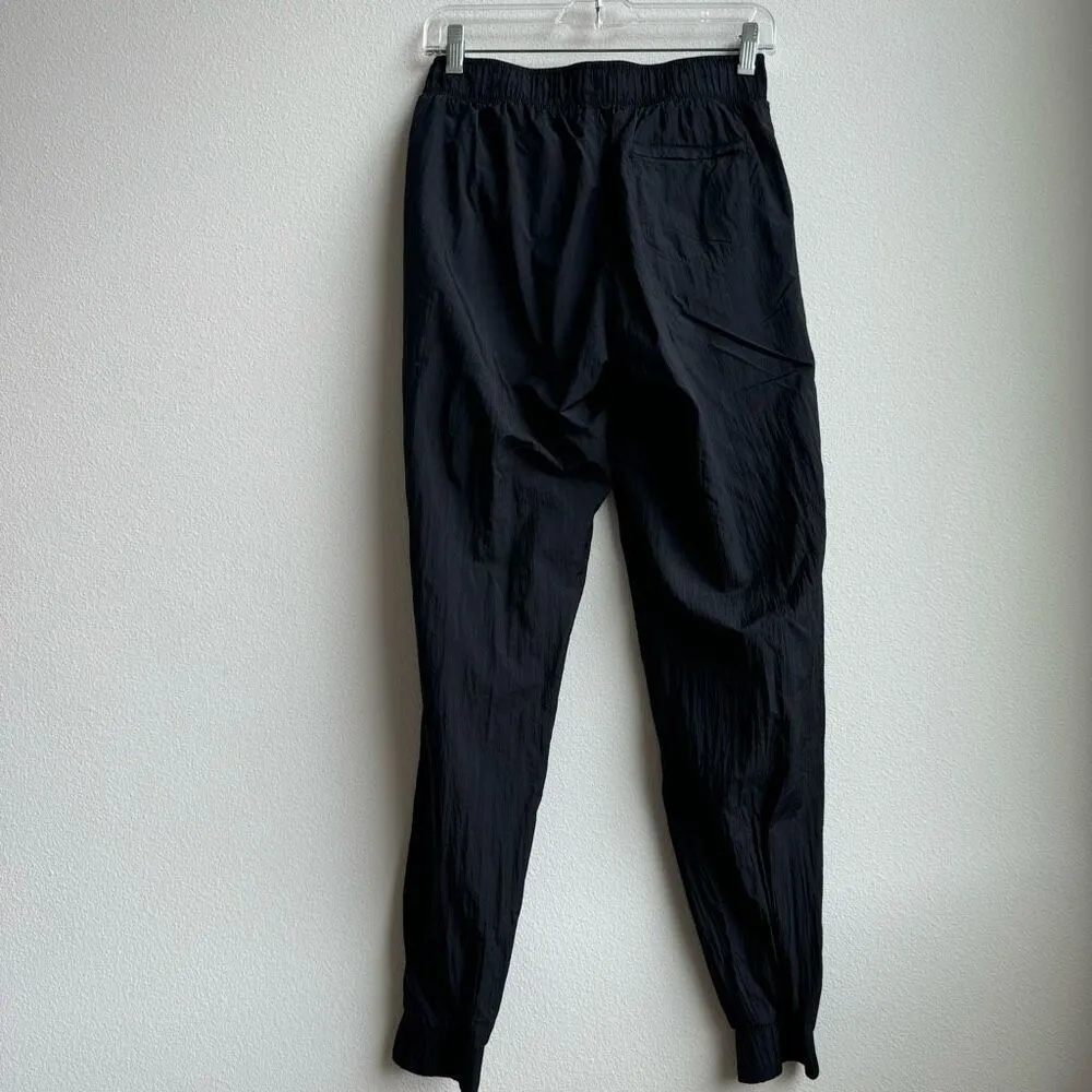 NIKE Air Womens Volt Pants Black DJ0903-010 Size Medium Built In Shorts Nylon - Image 5