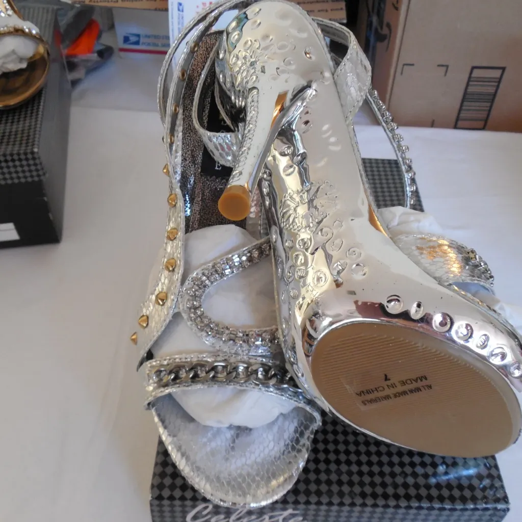 NEW SILVER DIAMONDS STUDS 4 3/4" HIGH HEELS SIZE 6 - Image 4