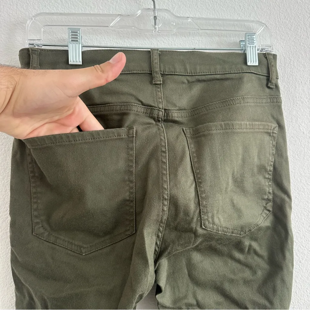 Express Distressed High Rise Olive Green Pants Size: 6 SHORT - Image 10