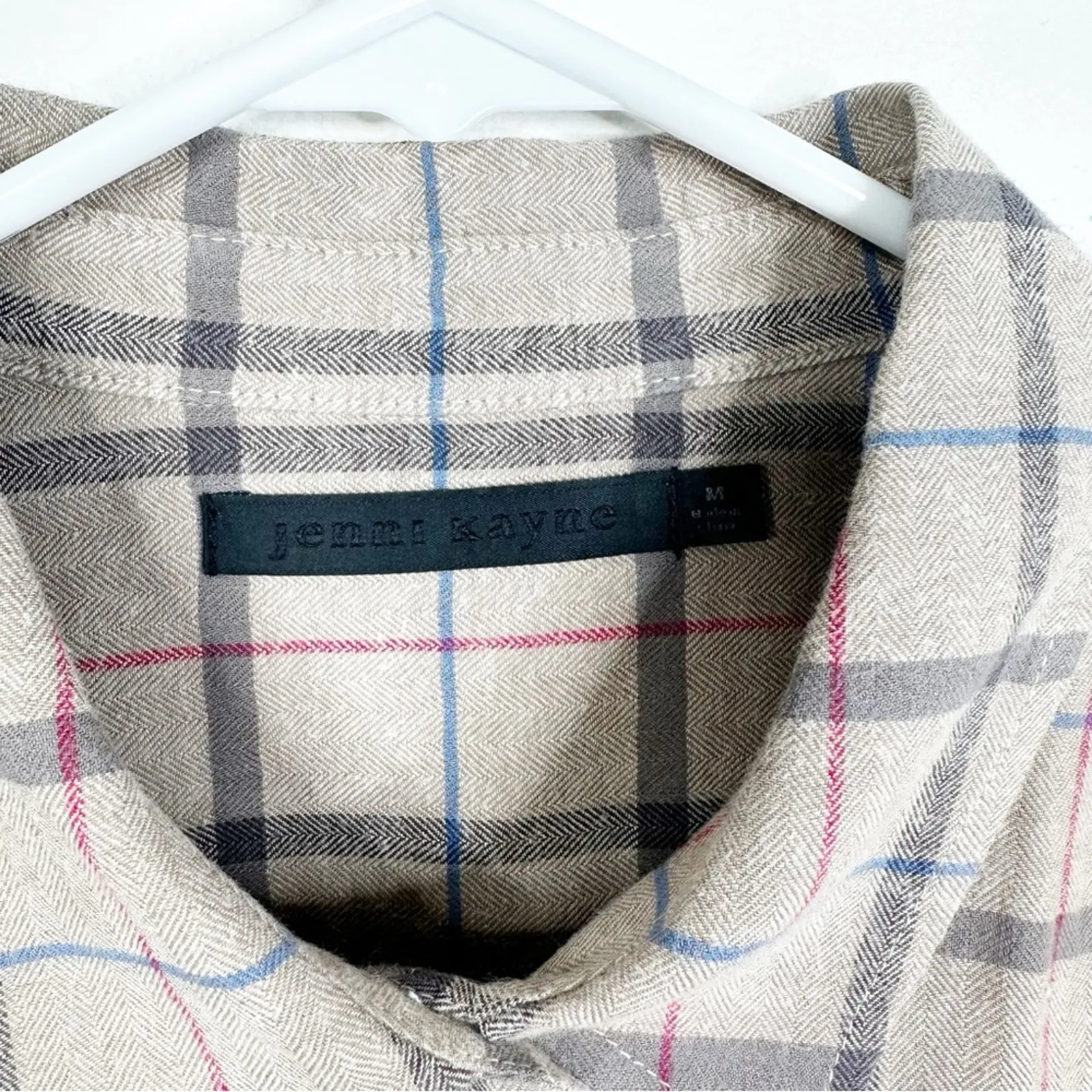 Jenni Kayne Lightweight Button Down Flannel in Taupe Plaid Size Medium Tan - Image 7