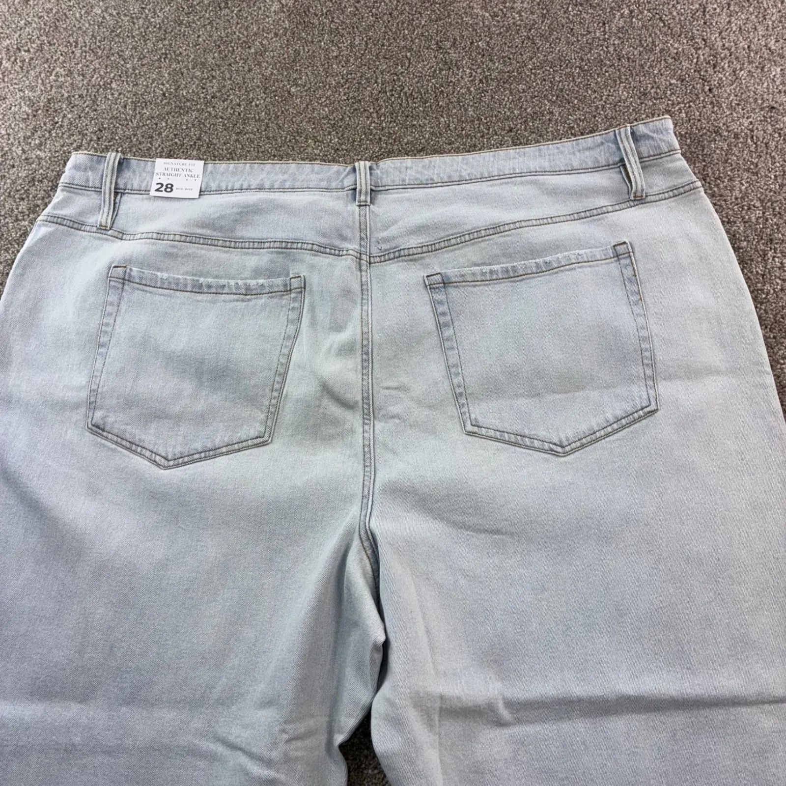 Lane Bryant Mid Rise Straight Ankle Jeans Womens Plus 28 Light Wash Distressed‎ - Image 6