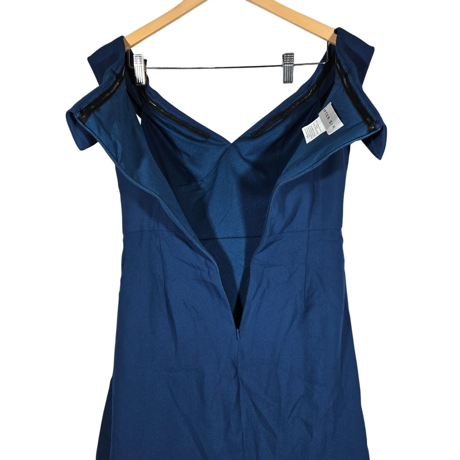 After Six 6872 Atlantic Blue Off The Shoulder Draped Gown Formal Dress Size 4‎ - Image 4