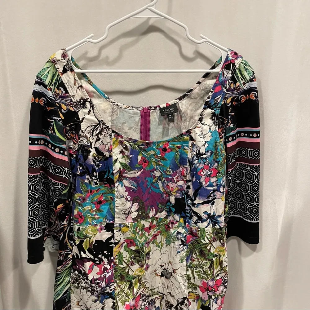 Adorable floral fusion boat neck shift dress pockets Nicole Miller stretchy Pink Size 16 - Image 12