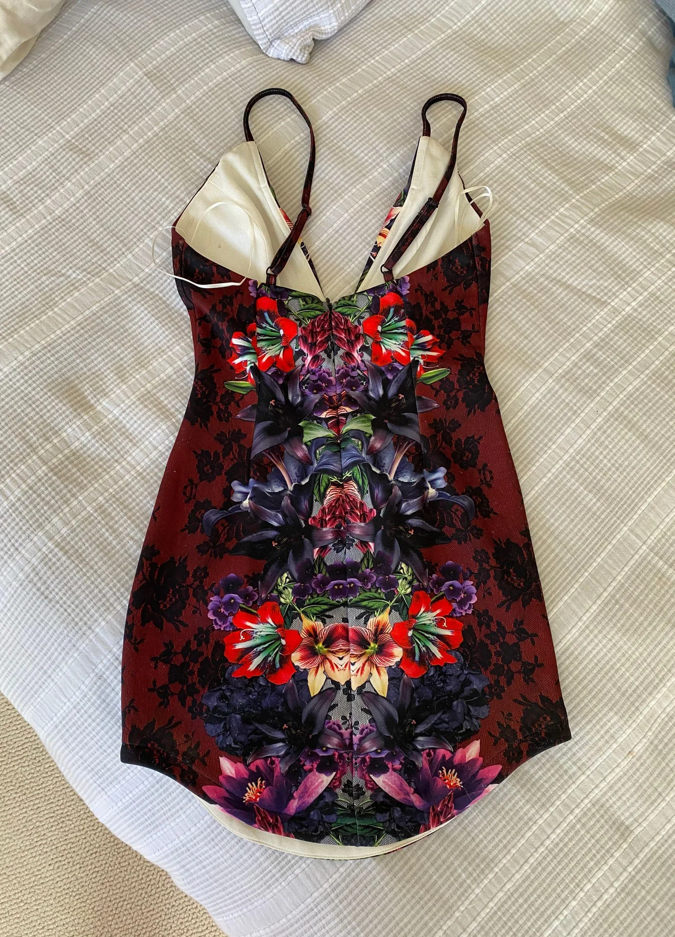 Floral Plunge Dress - Image 4