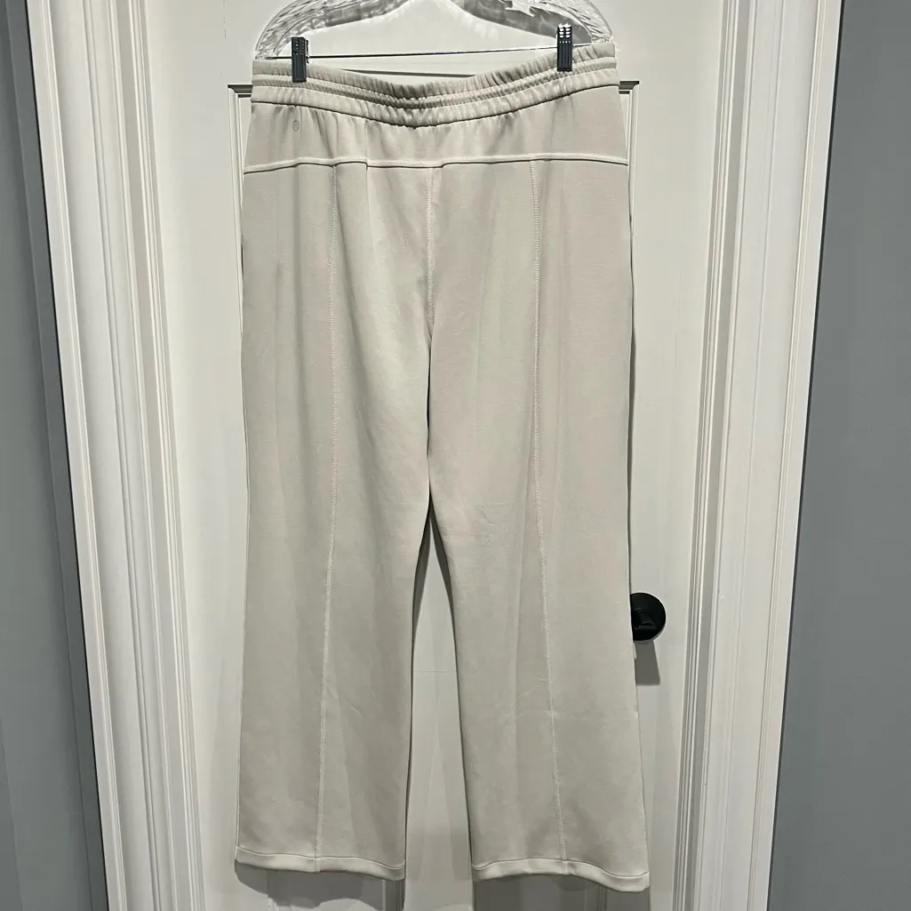 Lululemon Softstreme High Rise Pant Full Length
Bone Size 14 Wide Leg Neutral - Image 5