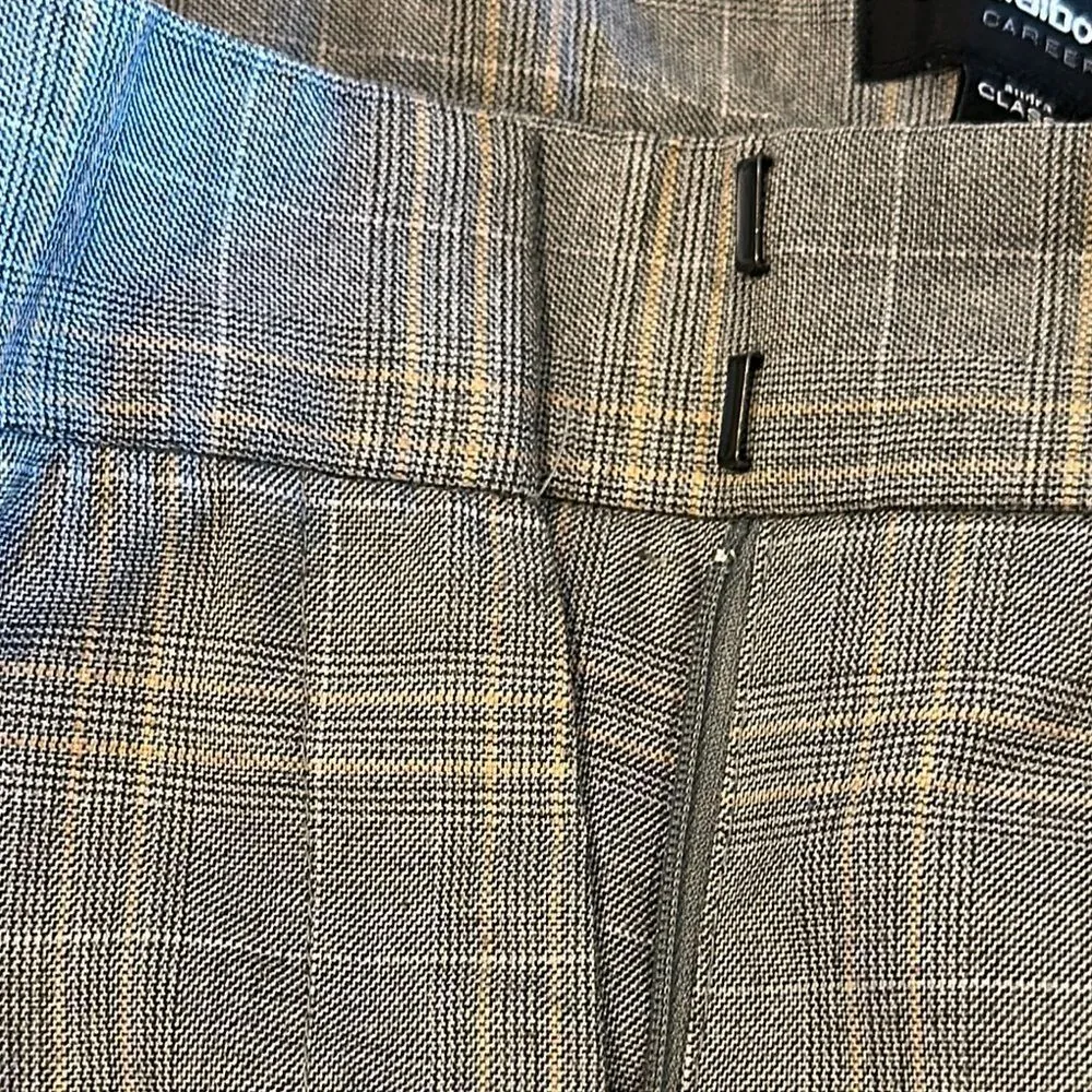 Liz Claiborne Women’s Gray Plaid Dress Pants - Size 14 - Image 5