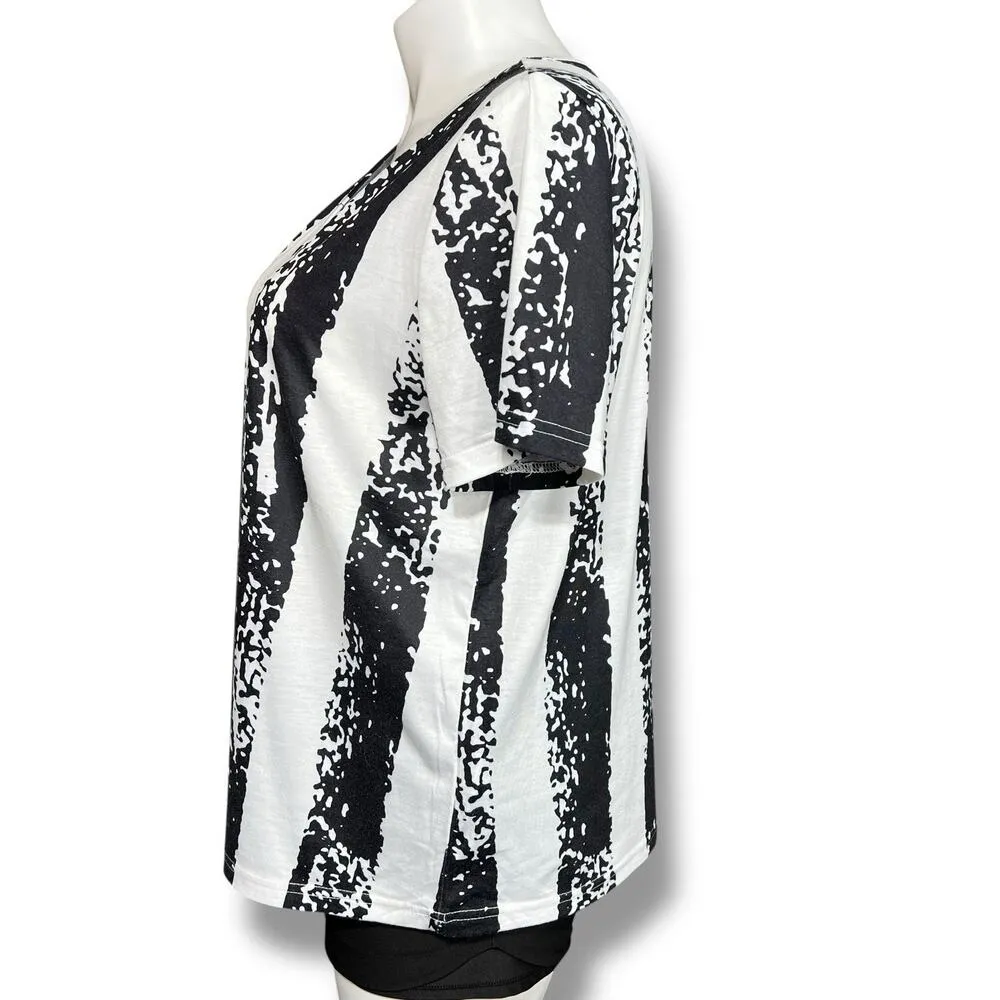 Boutique Womens T Shirt Top Striped V Neck Pullover Lightweight Black White XL - Image 4