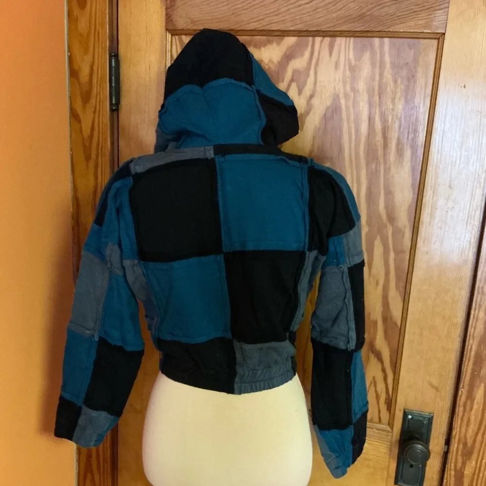 Grateful Dead NWT patchwork stealie cropped hoodie - Image 13