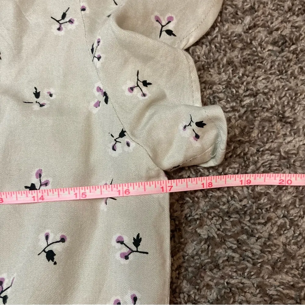 Sim & Sam Flutter Sleeve Button Up Top - Image 5