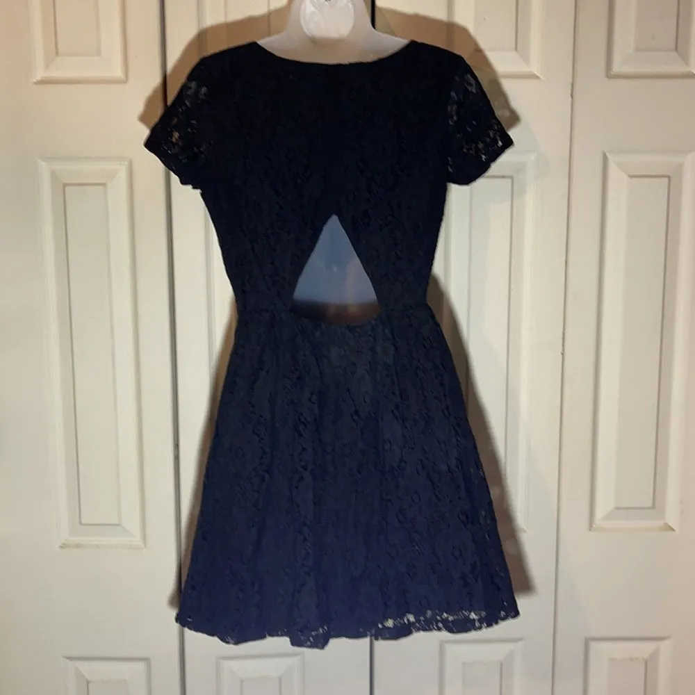Hollister Lace A-line Dress Peekaboo Back Jrs 7 XS - Image 9