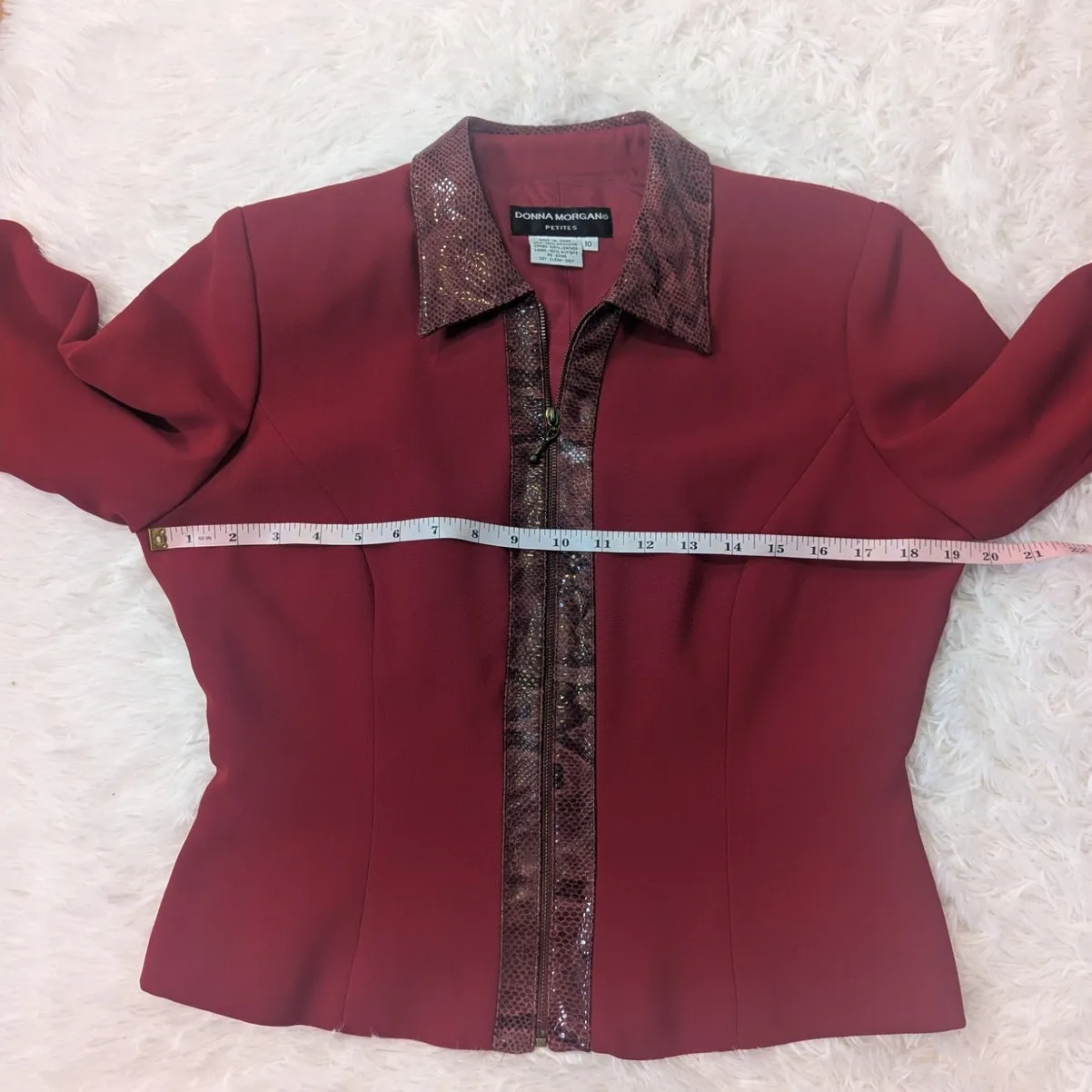 90s Vintage Donna Morgan Zip Blazer Red with Animal Print Size 10 P - Image 5