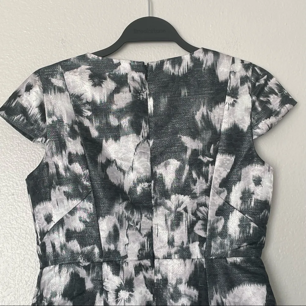 NWT Talbots Petites Metallic Floral Black/White Cocktail Fit & Flare Dress Sz 2P - Image 11