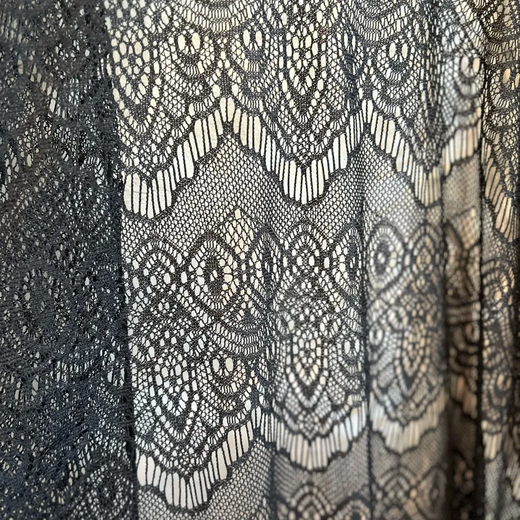 Indigo Rose Woman’s Black Lace Open Kimono Cardigan Sz 2X - Image 8