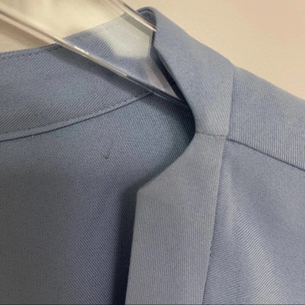 HALSTON HERITAGE Blue Wrap Blouse with Shirttail Business Office NWT Size 4 - Image 5