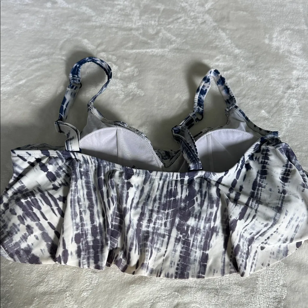 Torrid Blue and White Tie-Dye Strappy Bikini Top - Image 4