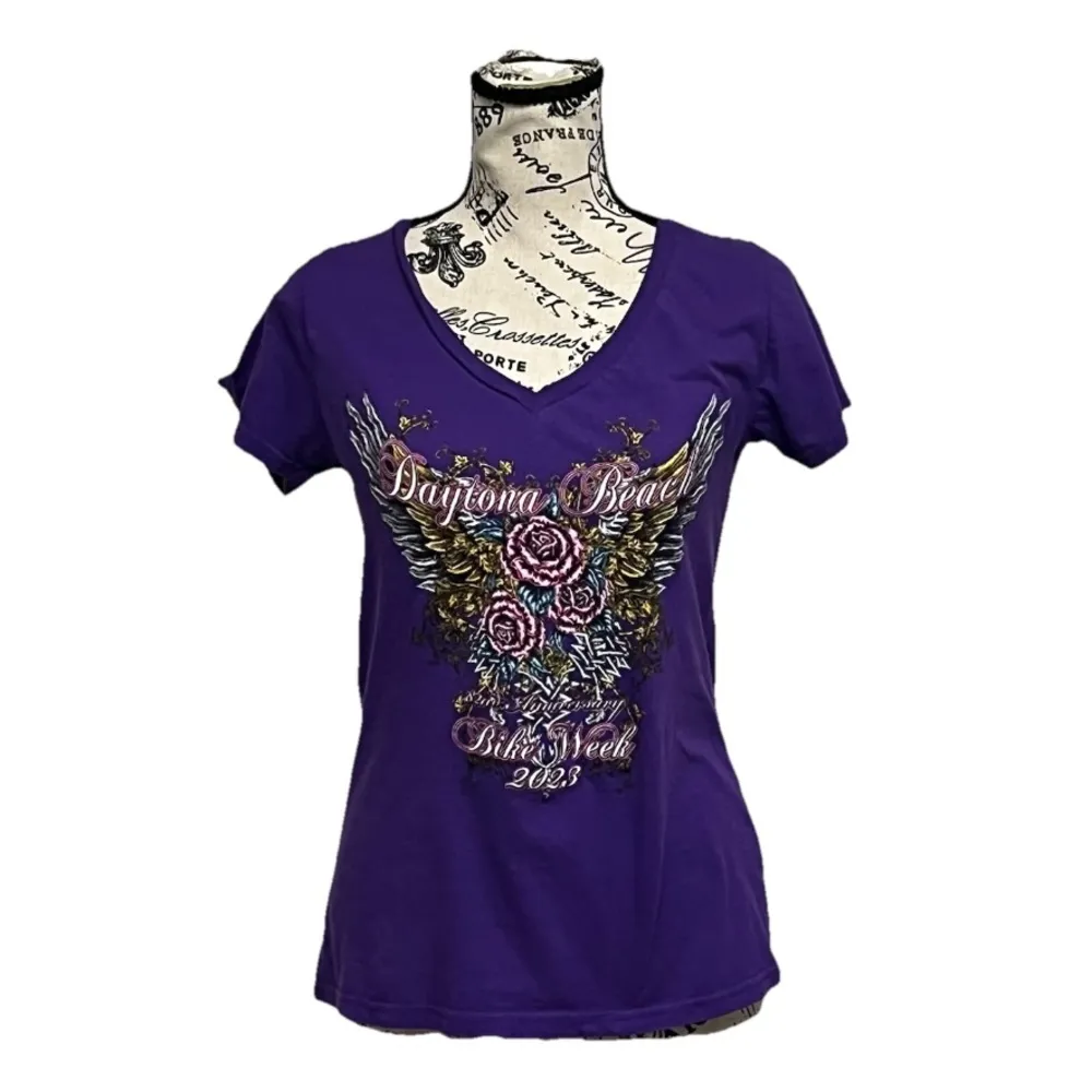 Daytona Beach Bike Week 2023 Purple Graphic Tee Women’s L – Wings Roses Biker Size L - Image 2