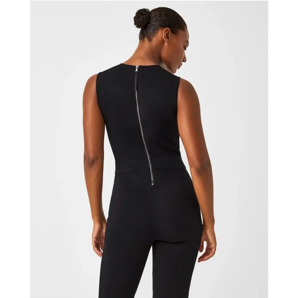 Spanx The Perfect Jumpsuit in Black M - Image 9