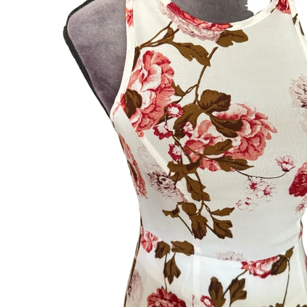 KENDALL AND KYLIE Floral Dress Size M - Image 2