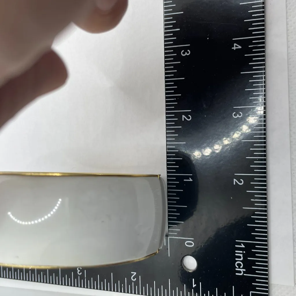 Vintage Set of 2 Gold Toned Hinged Bracelets Cuffs Retro Glam - Image 5