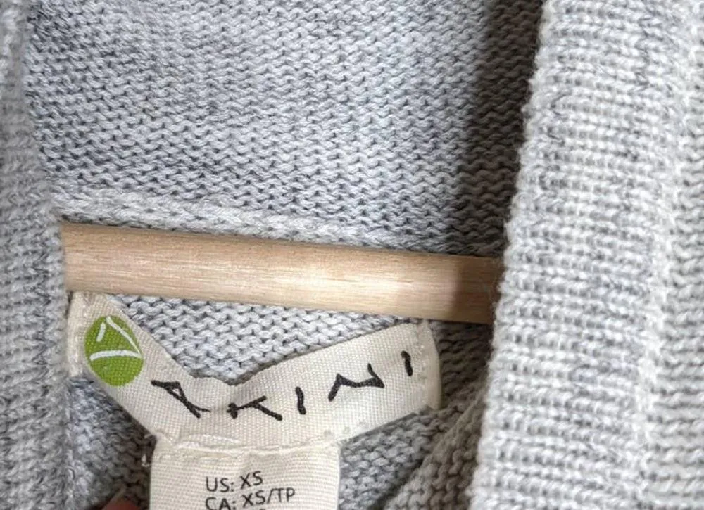 Dakini Cowl Neck Knit Drawstring Sweater‎ Tunic Gray
Womens Size XS - Image 4