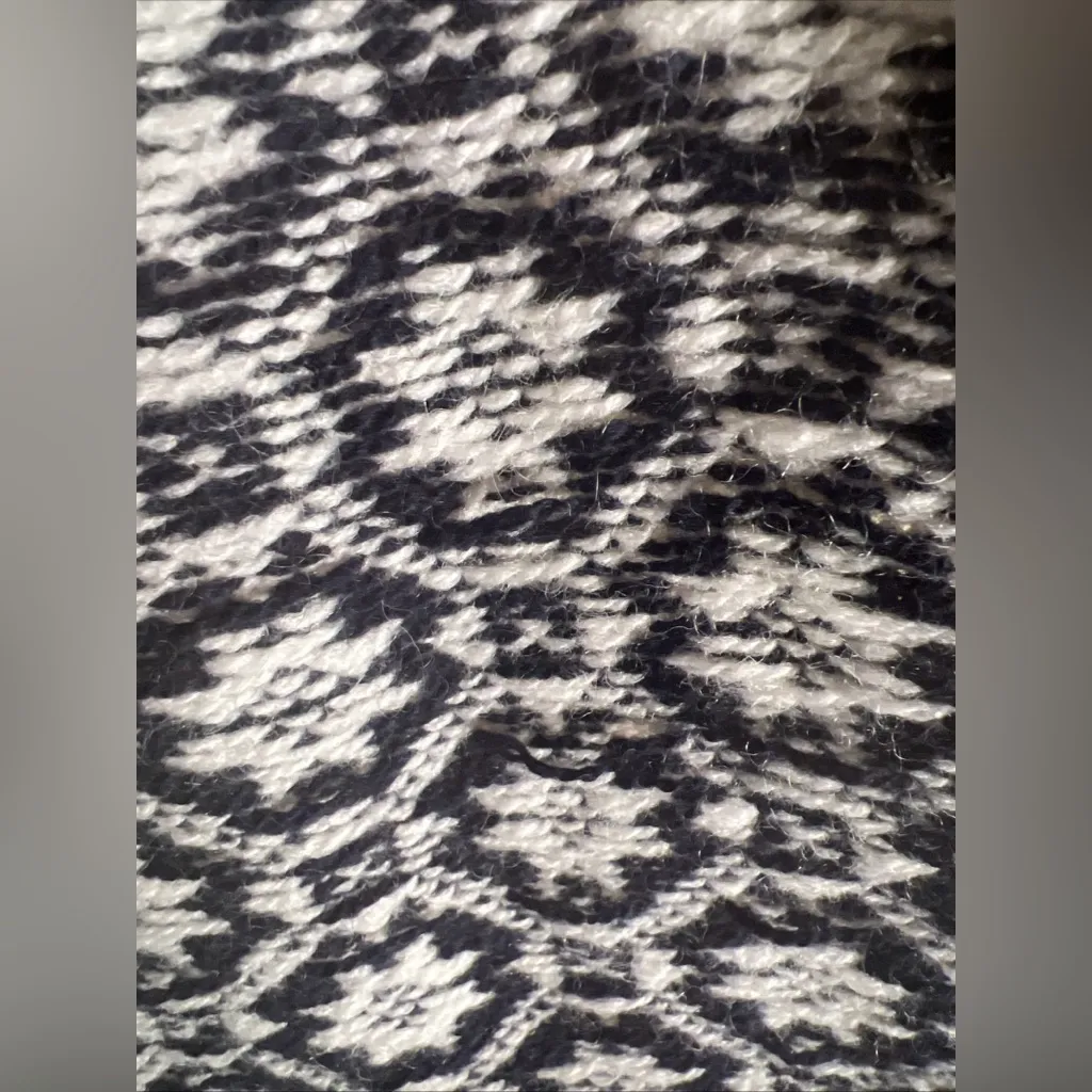 Estonia Womens 100% Wool Nordic Design Classic Cardigan Sweater W/Metal Clasp|SM Black - Image 14