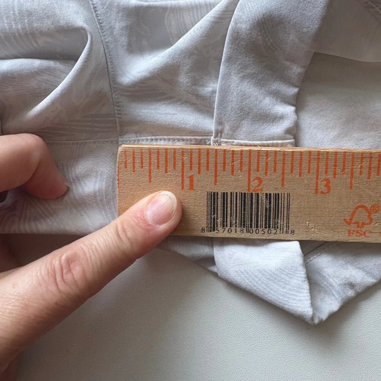 Lululemon‎ Womens White Gray Swift Speed Running Shorts Drawstring Size 8 - Image 7