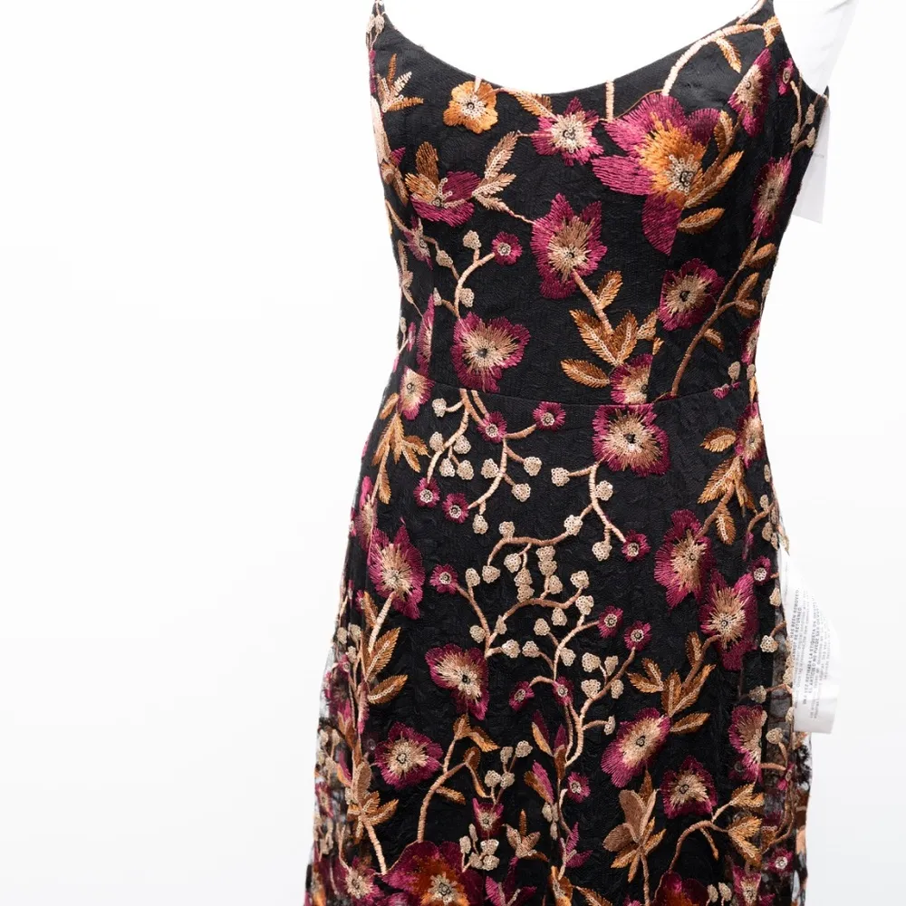 Dress the Population - Uma Women's Sleeveless Fit & Flare Dress - Image 15