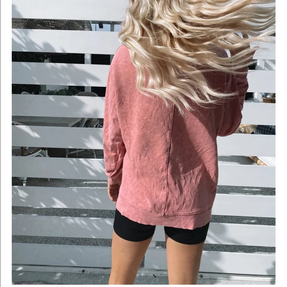 Love vintage sweatshirt - Image 2