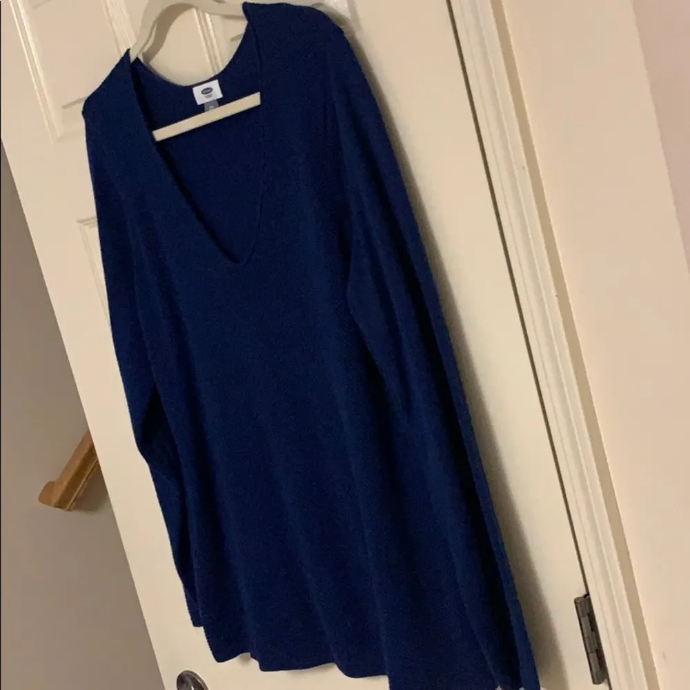 Royal blue long sleeve vneck sweater size XXL - Image 3