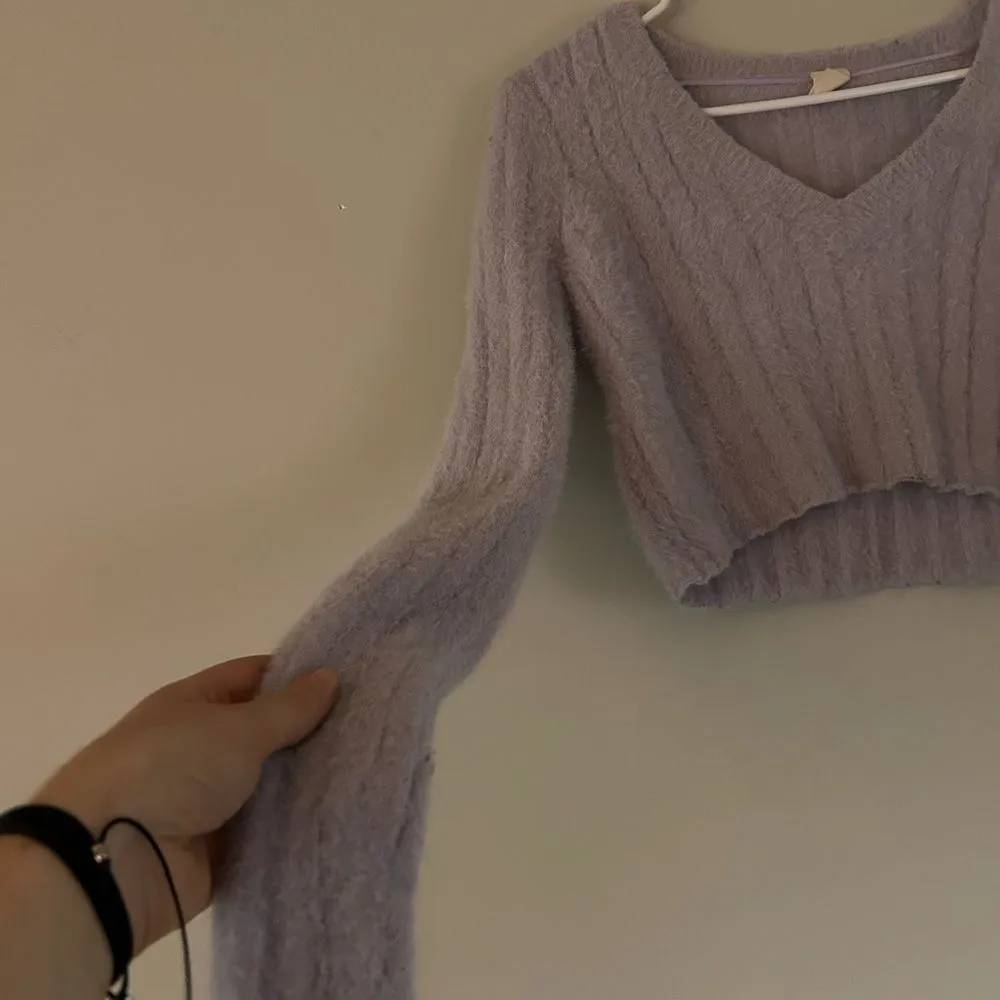 Purple Soft Fuzzy Cropped Urban Outfitters Size Small V-Neck Sweater - Image 3