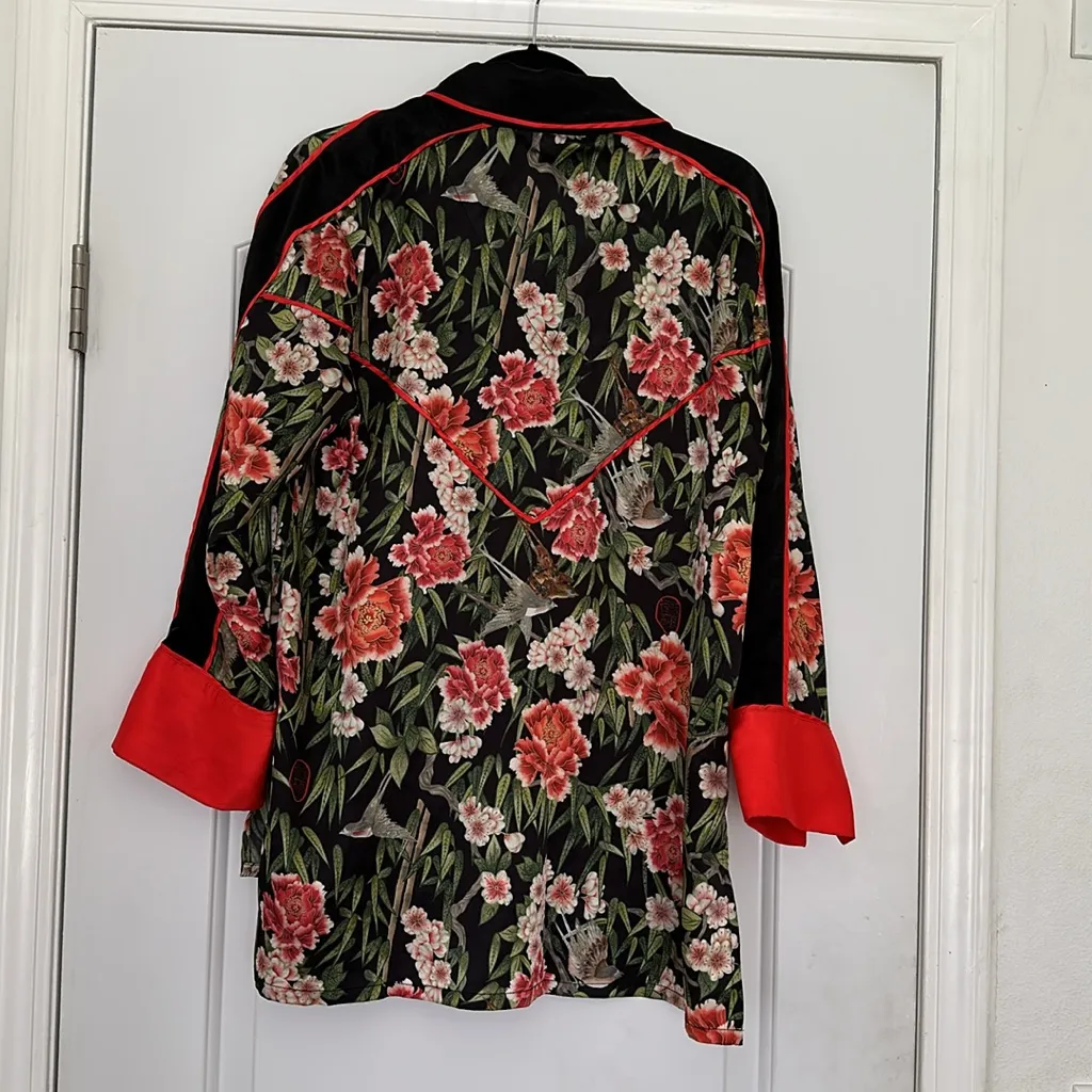 HAH x Free People HAHt Tropical Satin Pajama Top Blouse in Flock Floral Sz XS Black - Image 8