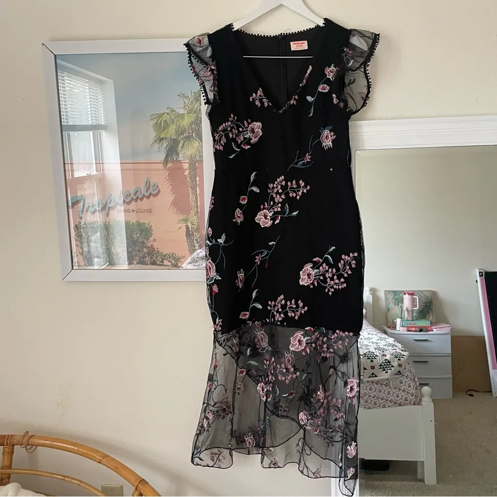 Showpo Remember The Days Floral Embroidered Dress Black Size 8 - Image 3