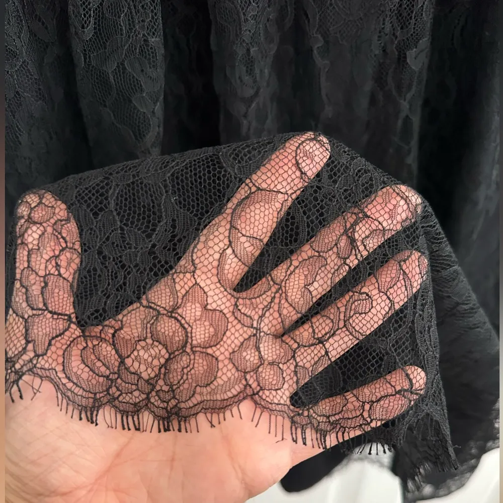 St. John Black Sleeveless Chantilly Lace Dress black size 10 - Image 5