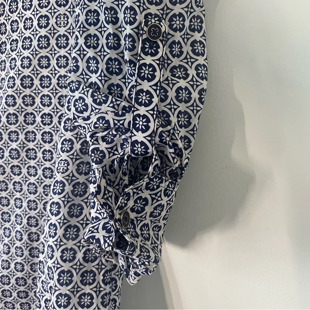 Tory Burch Blouse Top Blue White Square Signature T Cotton Shirt‎ Size 4 - Image 4