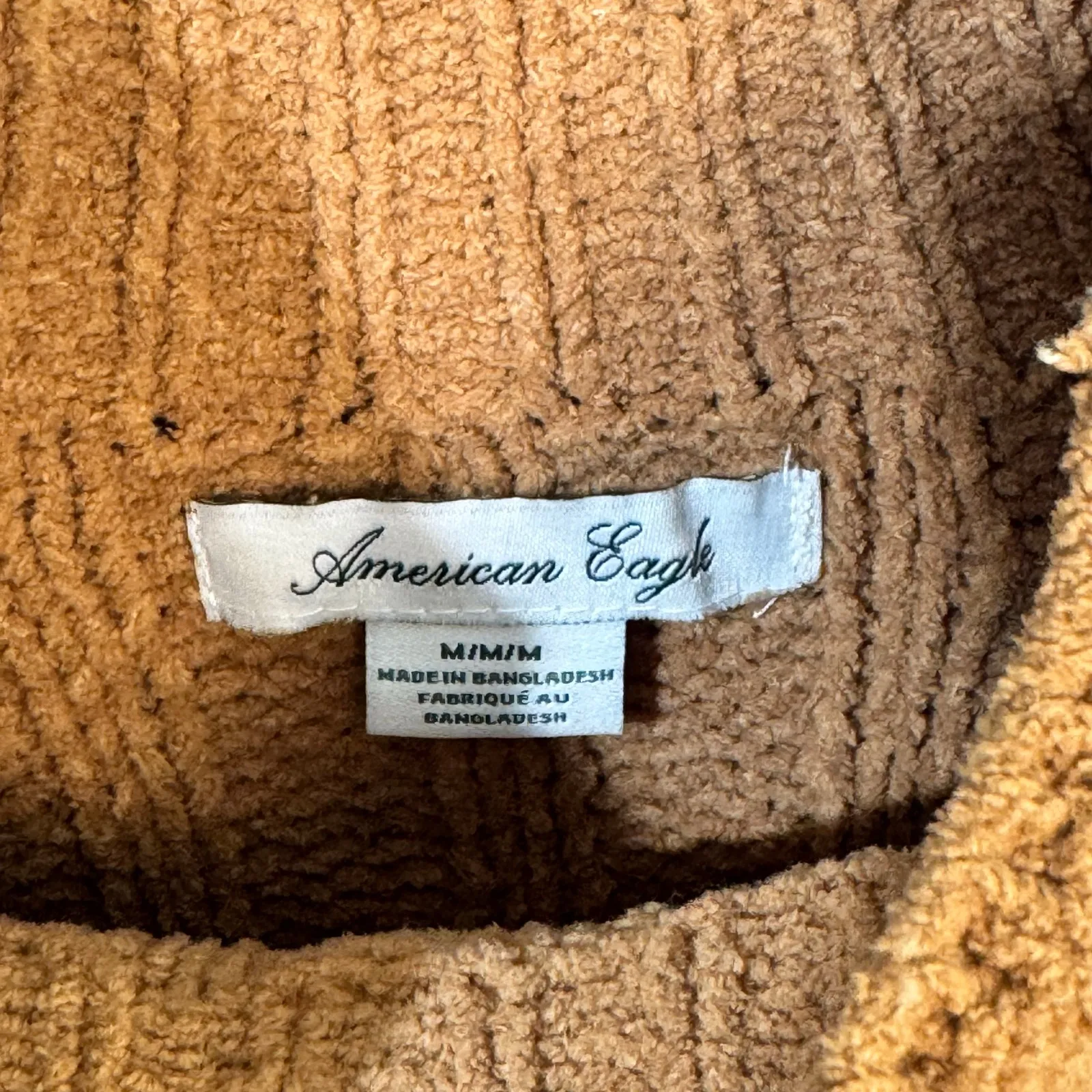 American Eagle Tan Chunky Ribbed Soft Knit Cropped Mockneck Sweater Size Medium - Image 5