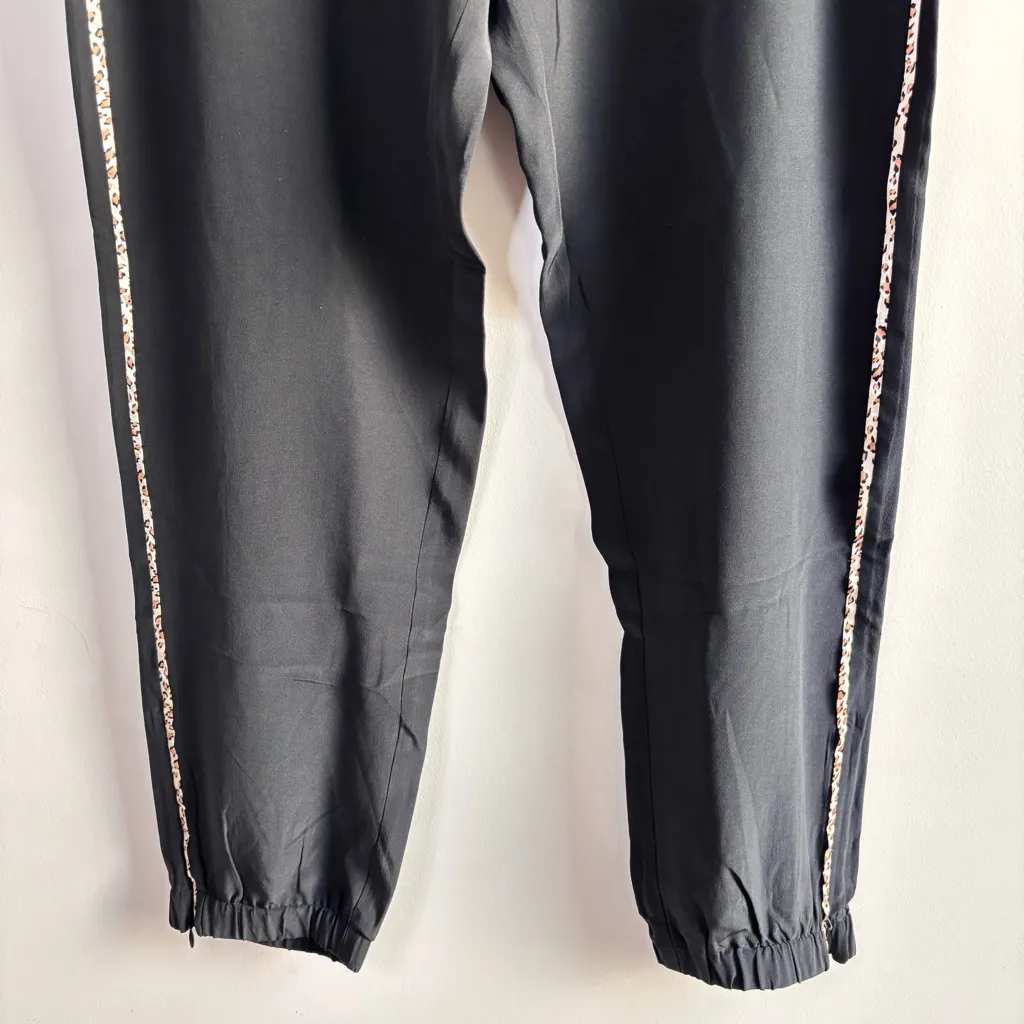 Twelfth Street by Cynthia Vincent silk jogger pants with animal print side L Black Size L - Image 4